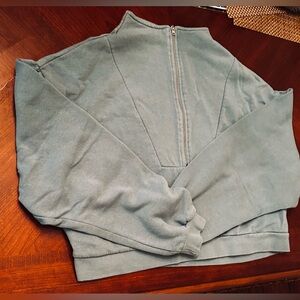 🧨Boohoo Green Fleece Womens Size: 10 🧨 (SEND ANY OFFER‼️)
